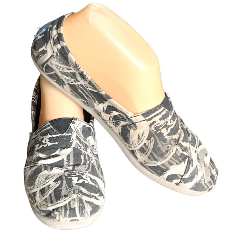 TOMS‎ Classic Canvas Slip On Flats Loafer W7.5 Khaki & Beige Patterned 111C